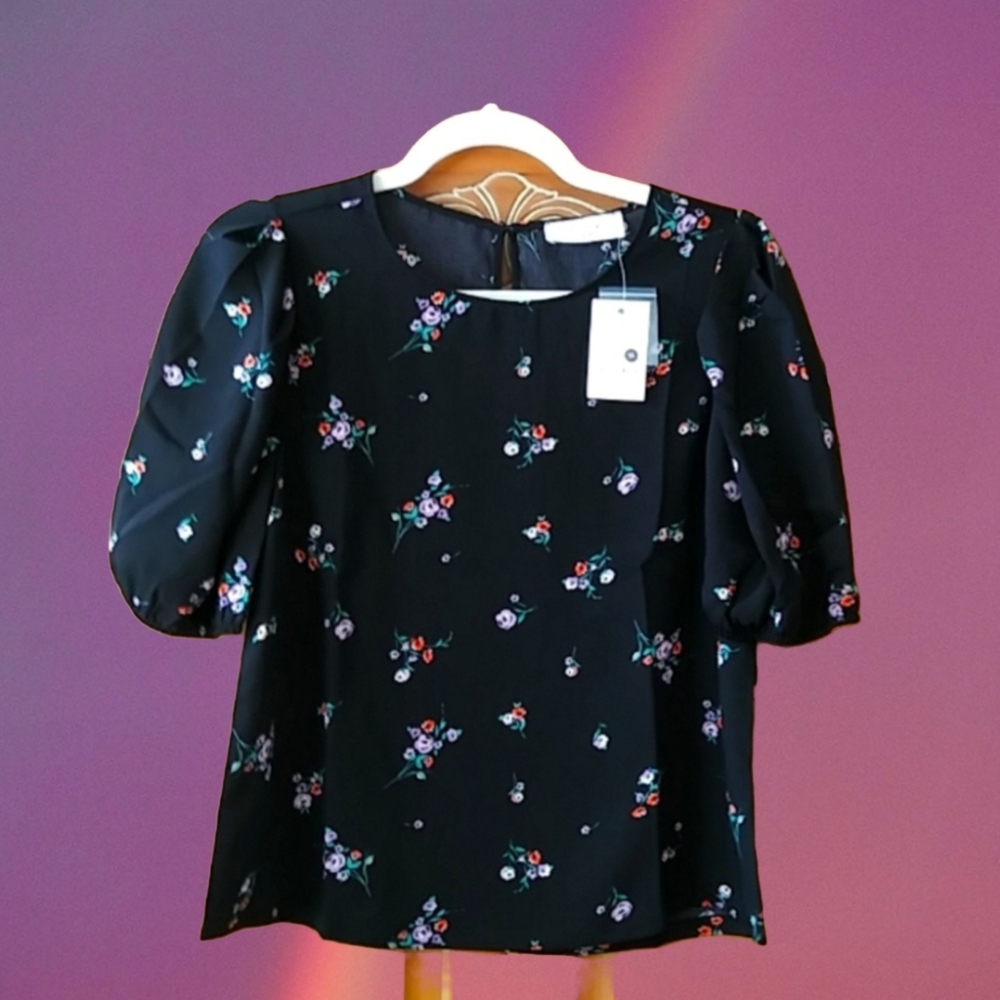 NWT Elodie Floral Blouse Top Black Crewneck Short Sleeve Womens XS
